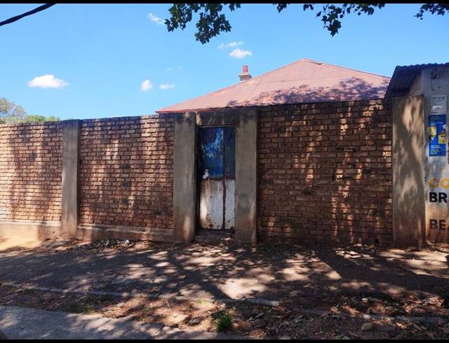 13 BEDROOM HOUSE FOR SALE IN JEPPESTOWN